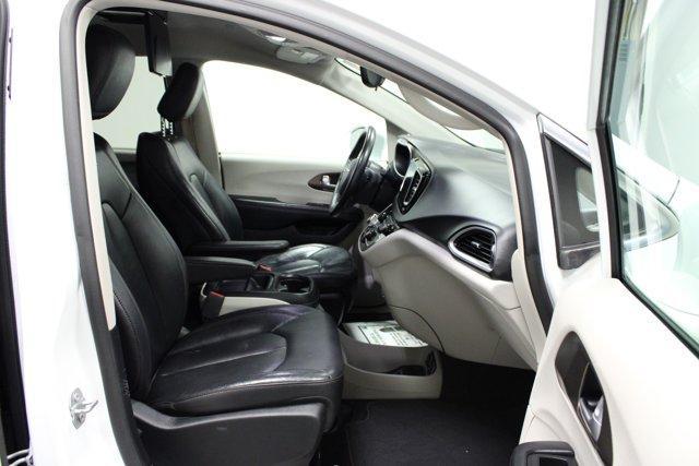 used 2017 Chrysler Pacifica car, priced at $12,962