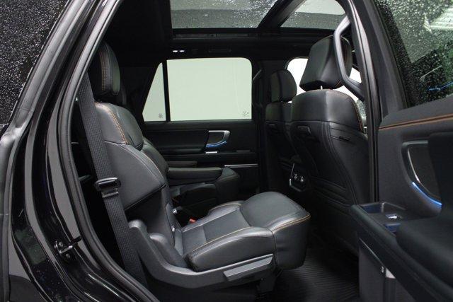 new 2025 Ford Expedition car, priced at $82,262
