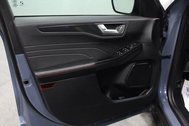 used 2023 Ford Escape car, priced at $24,962
