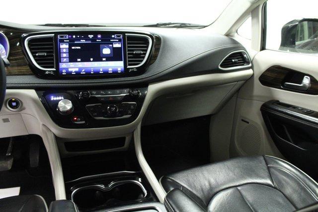 used 2022 Chrysler Pacifica car, priced at $23,962