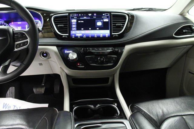 used 2022 Chrysler Pacifica car, priced at $23,962