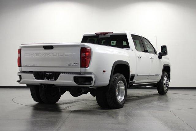used 2025 Chevrolet Silverado 3500 car, priced at $74,962