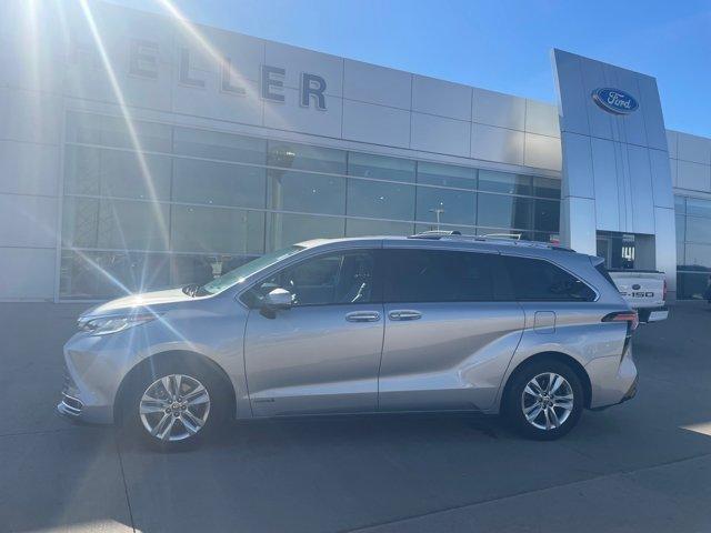 used 2021 Toyota Sienna car, priced at $33,962