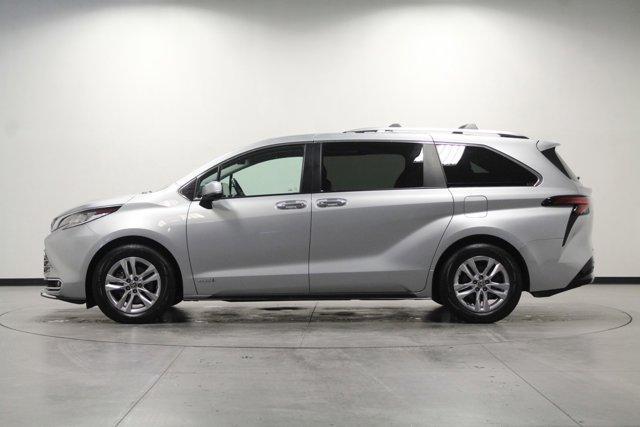 used 2021 Toyota Sienna car, priced at $33,962