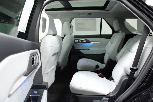 new 2025 Ford Explorer car, priced at $54,362