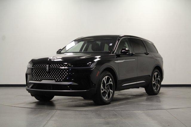 used 2024 Lincoln Nautilus car, priced at $43,962