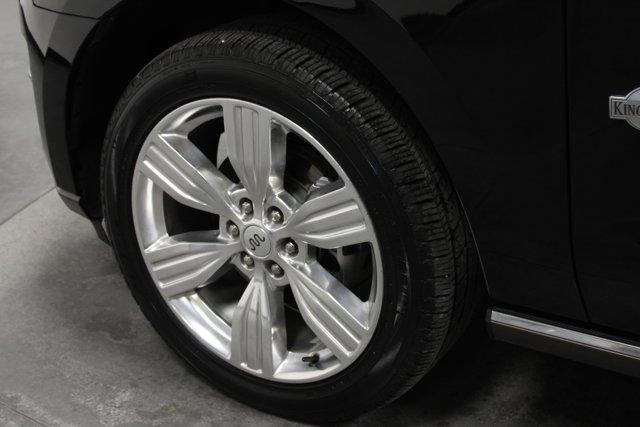 used 2023 Ford Expedition car, priced at $54,962