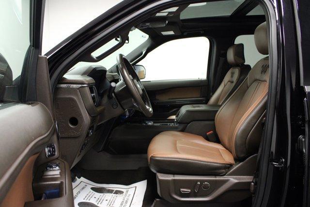 used 2023 Ford Expedition car, priced at $54,962