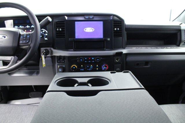 new 2025 Ford F-250 car, priced at $70,262