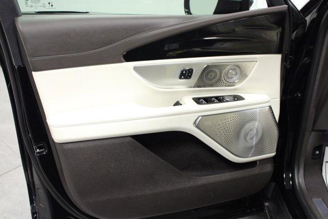 used 2024 Lincoln Nautilus car, priced at $59,462
