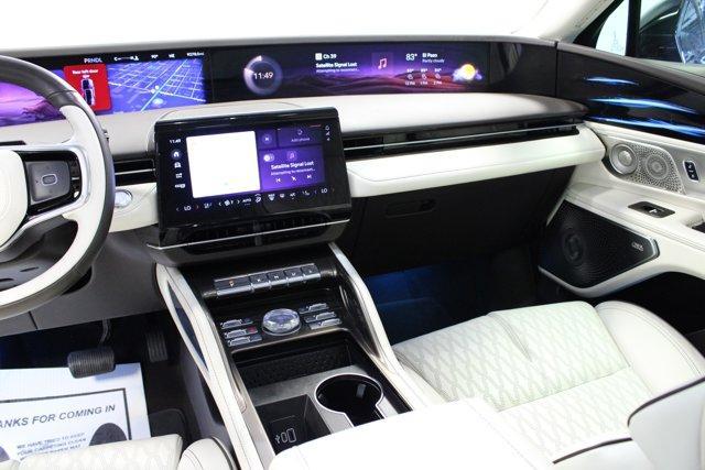 used 2024 Lincoln Nautilus car, priced at $59,462