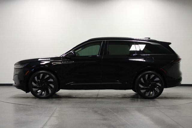 used 2024 Lincoln Nautilus car, priced at $59,462