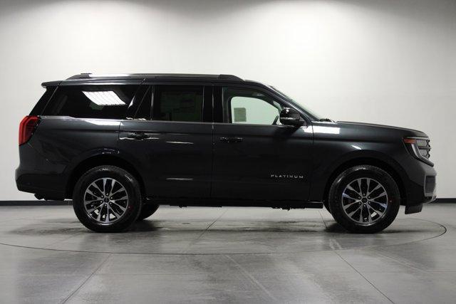 new 2025 Ford Expedition car, priced at $76,162
