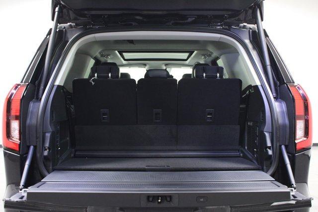 new 2025 Ford Expedition car, priced at $76,162
