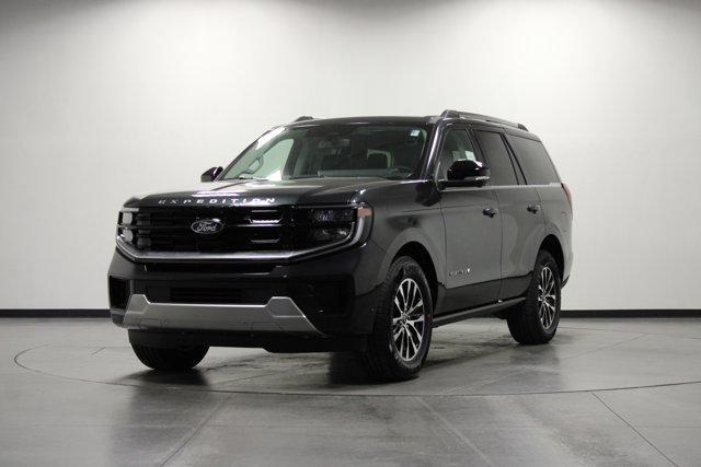 new 2025 Ford Expedition car, priced at $76,162
