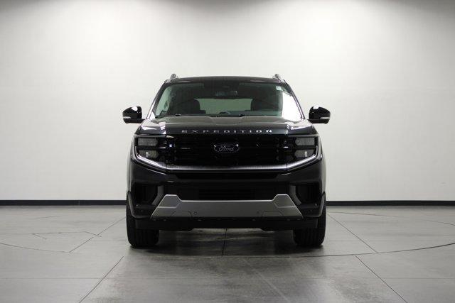 new 2025 Ford Expedition car, priced at $76,162