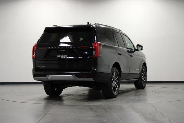 new 2025 Ford Expedition car, priced at $76,162