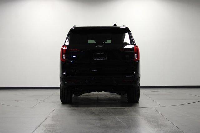 new 2025 Ford Expedition car, priced at $81,862