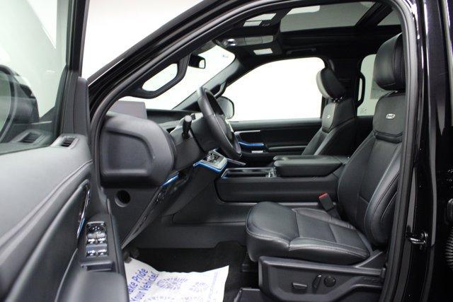 new 2025 Ford Expedition car, priced at $81,862