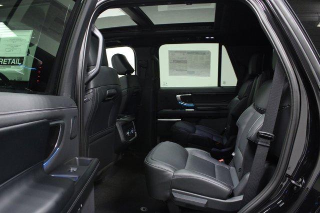 new 2025 Ford Expedition car, priced at $81,862