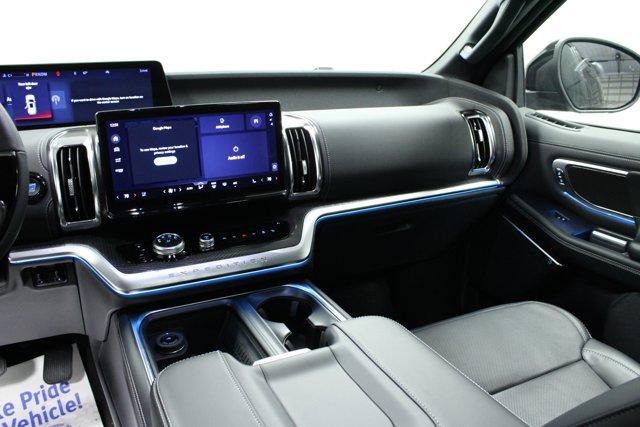 new 2025 Ford Expedition car, priced at $81,862