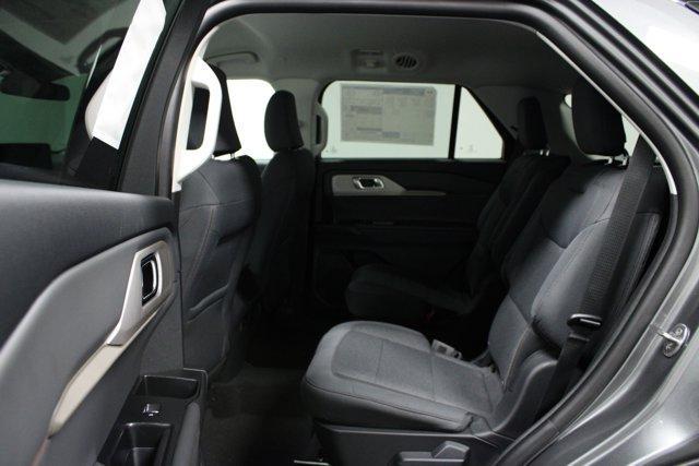 new 2025 Ford Explorer car, priced at $40,962