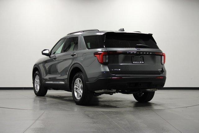 new 2025 Ford Explorer car, priced at $40,962