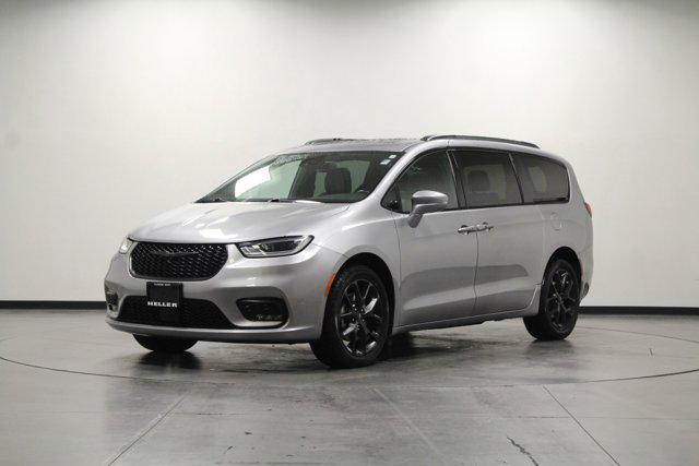 used 2021 Chrysler Pacifica car, priced at $30,962
