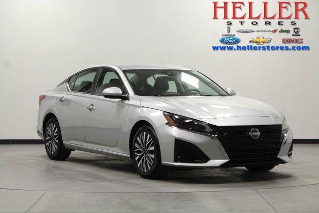 used 2023 Nissan Altima car, priced at $17,962