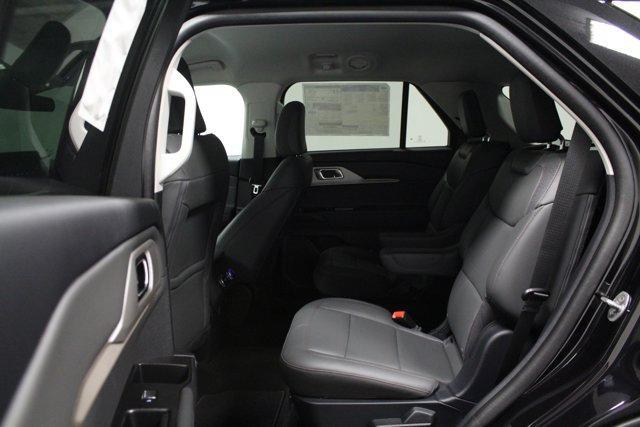 new 2025 Ford Explorer car, priced at $44,062