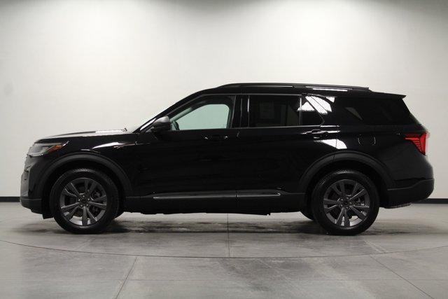 new 2025 Ford Explorer car, priced at $44,062