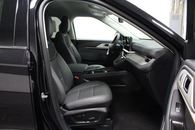 new 2025 Ford Explorer car, priced at $44,062