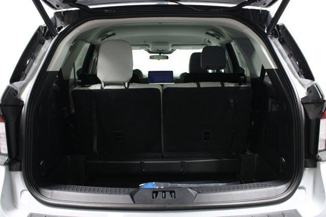 new 2025 Ford Explorer car, priced at $45,662