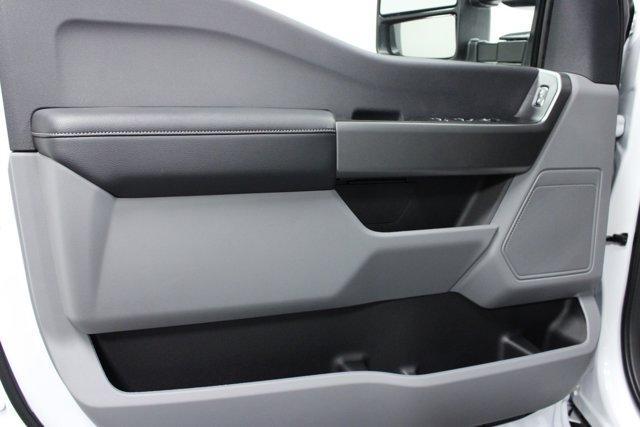 new 2025 Ford F-250 car, priced at $65,362