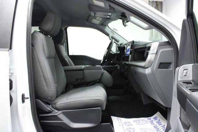 new 2025 Ford F-250 car, priced at $65,362