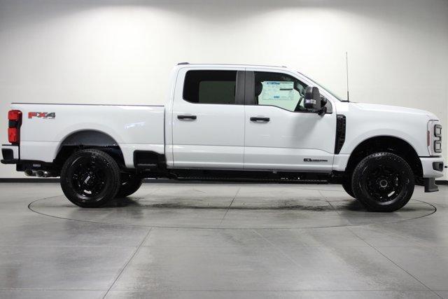 new 2025 Ford F-250 car, priced at $65,362