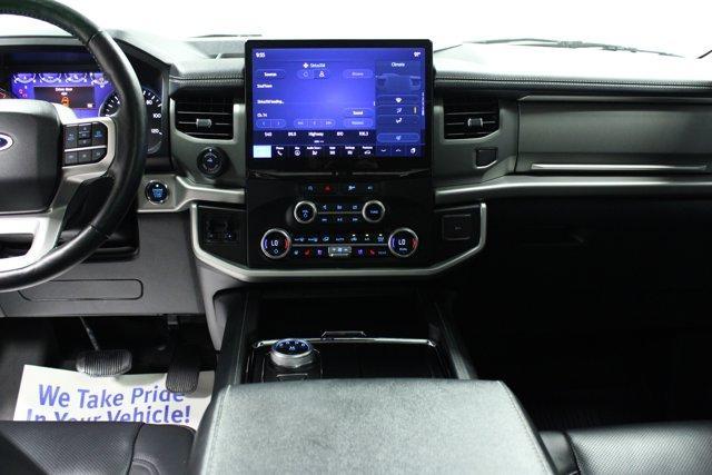 used 2023 Ford Expedition car, priced at $43,962