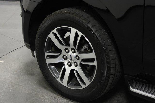 used 2023 Ford Expedition car, priced at $43,962