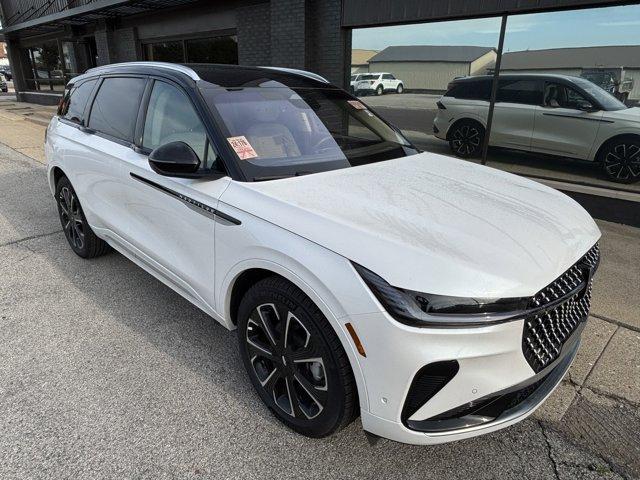 used 2024 Lincoln Nautilus car