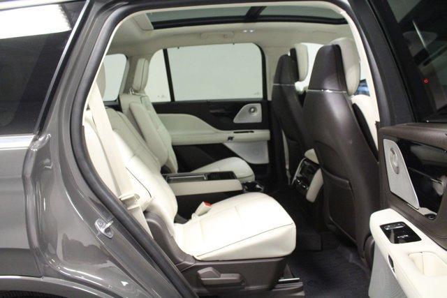 used 2023 Lincoln Aviator car, priced at $57,962