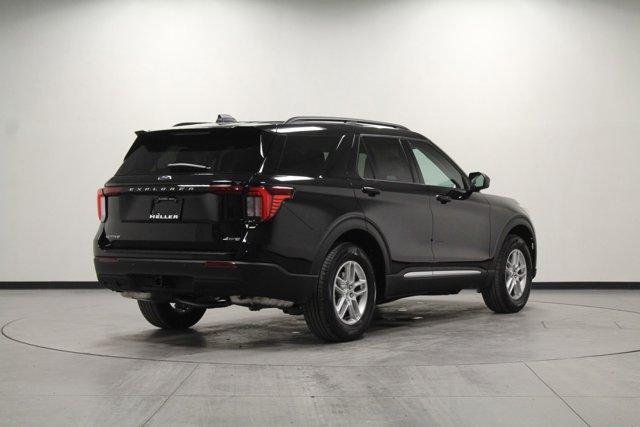 new 2025 Ford Explorer car, priced at $40,862