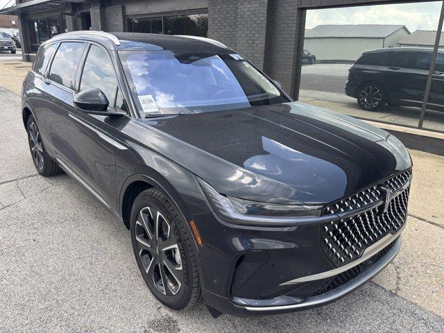 used 2024 Lincoln Nautilus car