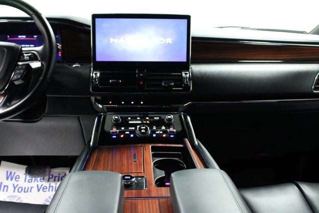 used 2024 Lincoln Navigator car, priced at $63,962