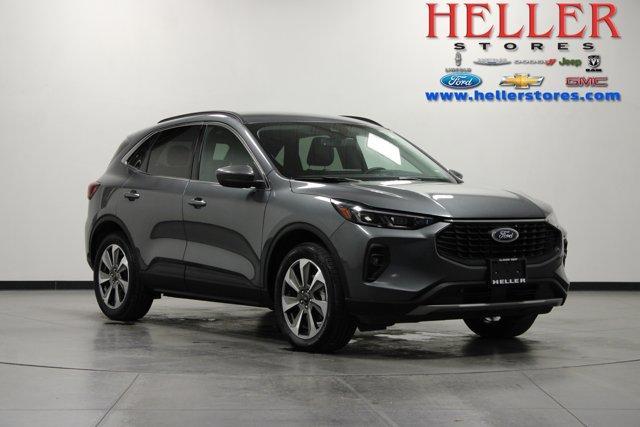 used 2025 Ford Escape car, priced at $29,962