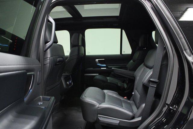 new 2025 Ford Expedition car, priced at $81,462