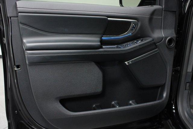 new 2025 Ford Expedition car, priced at $81,462
