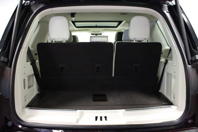 used 2024 Lincoln Navigator car, priced at $76,962