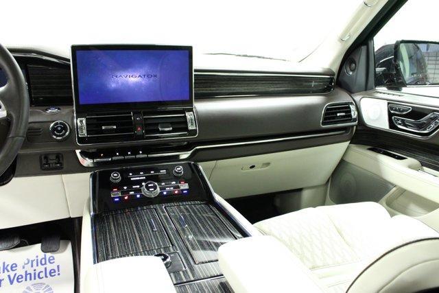 used 2024 Lincoln Navigator car, priced at $76,962
