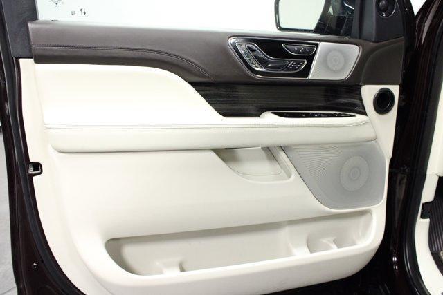 used 2024 Lincoln Navigator car, priced at $76,962