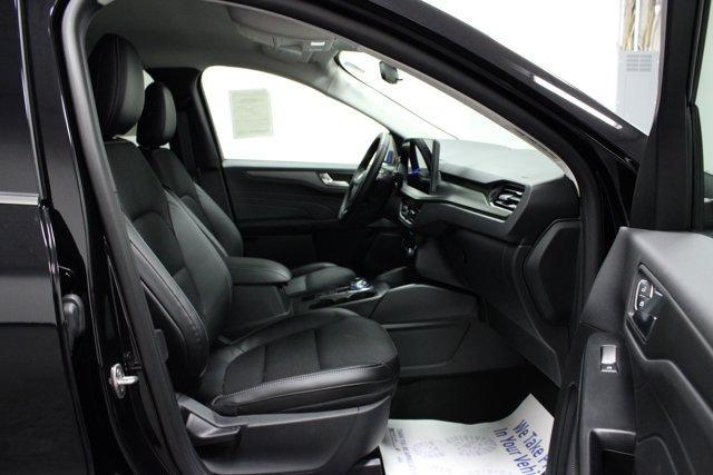 new 2025 Ford Escape car, priced at $30,262